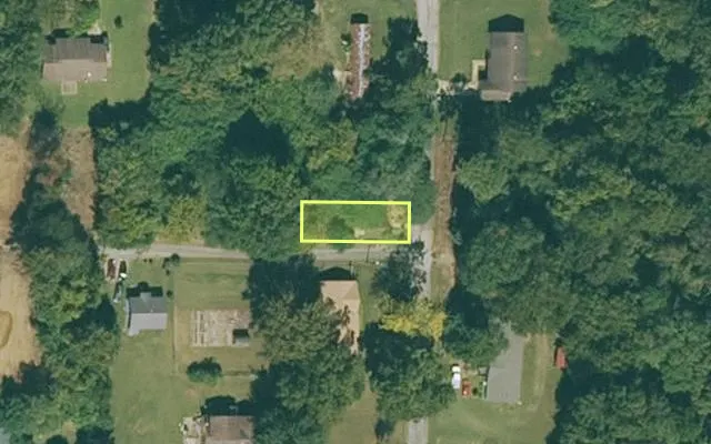 Aerial view of LEE County parcel 05-00501 — Arkansas post-auction with approximate parcel outline
