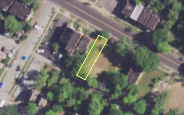 Aerial view of 3954 ST LOUIS AV — vacant lot, St. Louis with approximate parcel outline