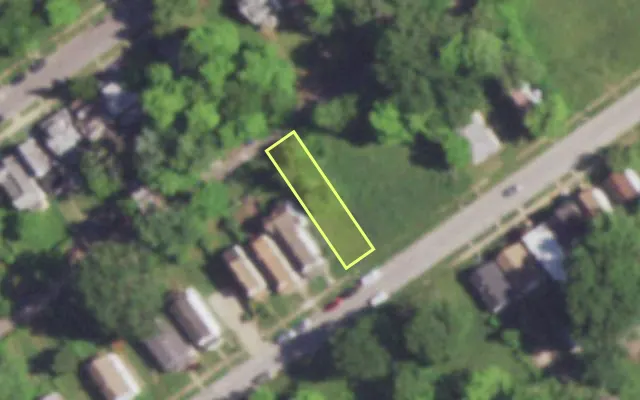 Aerial view of 4941 ALCOTT AV — vacant lot, St. Louis with approximate parcel outline