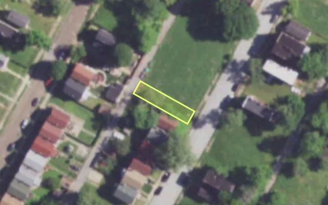 Aerial view of 4233 JOHN AV — vacant lot, St. Louis with approximate parcel outline