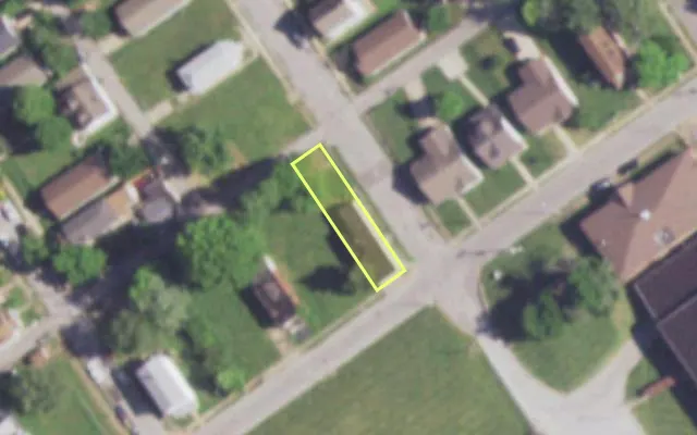 Aerial view of 5349 N EUCLID AV — vacant lot, St. Louis with approximate parcel outline