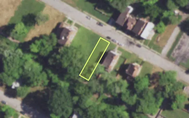 Aerial view of 4538 GARFIELD AV — vacant lot, St. Louis with approximate parcel outline