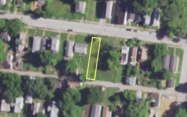 Aerial view of 868 HARLAN AV — vacant lot, St. Louis with approximate parcel outline