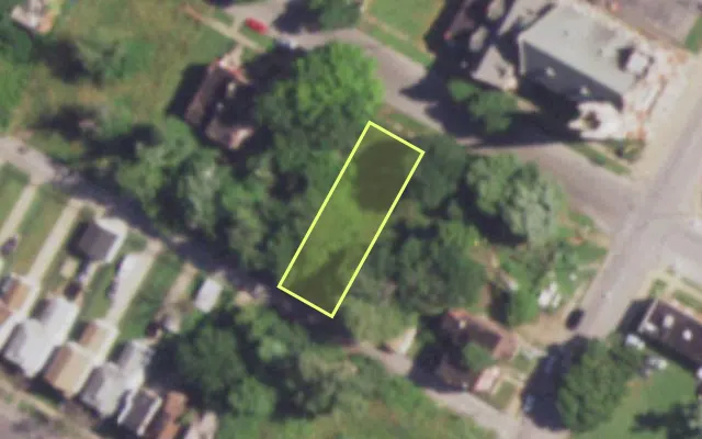 Aerial view of 4516 EVANS AV — vacant lot, St. Louis with approximate parcel outline