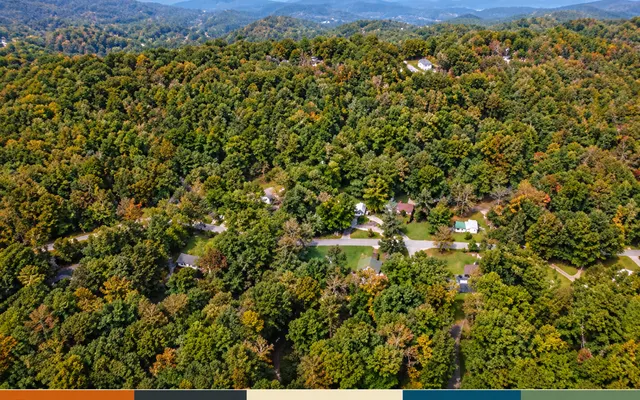 LandCentral listing preview for 0.39 acres in Avery, NC — 16048