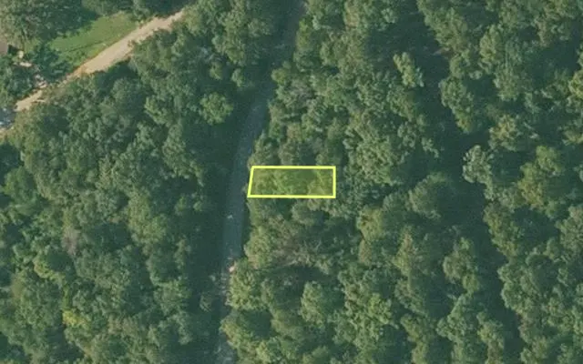 Aerial view of SHARP County parcel 392-00194-000 — Arkansas post-auction with approximate parcel outline