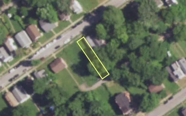 Aerial view of 5242 GILMORE AV — vacant lot, St. Louis with approximate parcel outline