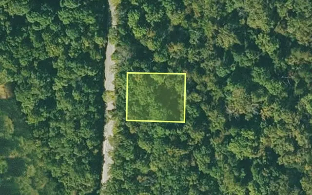 Aerial view of BAXTER County parcel 010-01930-000 — Arkansas post-auction with approximate parcel outline