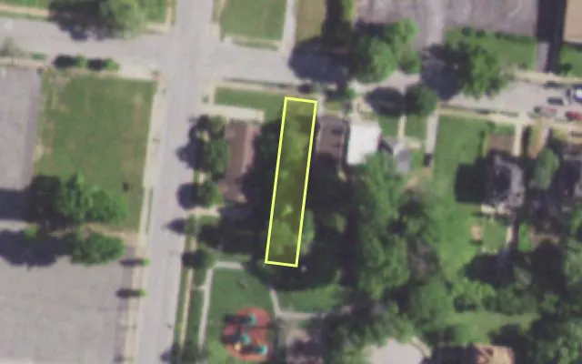 Aerial view of 5892 BARTMER AV — vacant lot, St. Louis with approximate parcel outline