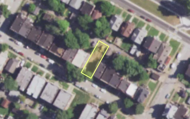 Aerial view of 4019 PALM ST — vacant lot, St. Louis with approximate parcel outline