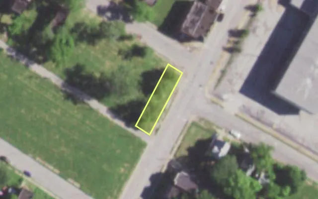 Aerial view of 5800 COTE BRILLIANTE AV — vacant lot, St. Louis with approximate parcel outline