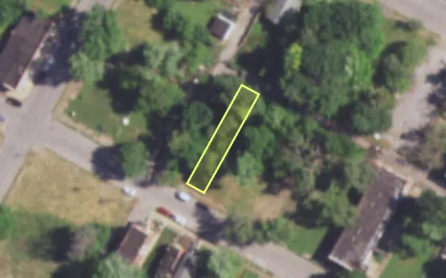 Aerial view of 4451 KENNERLY AV — vacant lot, St. Louis with approximate parcel outline