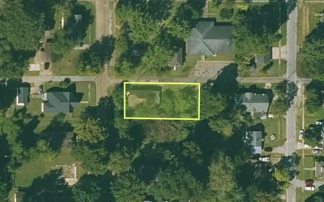Aerial view of PHILLIPS County parcel 703-03518-000 — Arkansas post-auction with approximate parcel outline