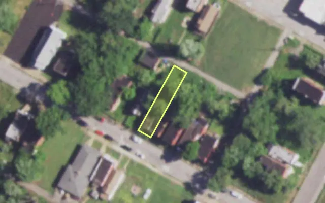 Aerial view of 4229 W GARFIELD AV — vacant lot, St. Louis with approximate parcel outline