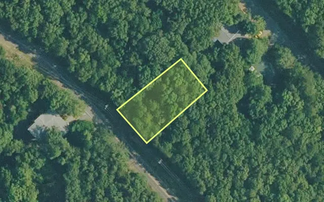 Aerial view of VAN BUREN County parcel 4400-06032-0000 — Arkansas post-auction with approximate parcel outline