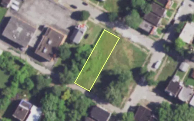 Aerial view of 4112 LEXINGTON AV — vacant lot, St. Louis with approximate parcel outline