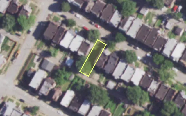 Aerial view of 3954 PALM ST — vacant lot, St. Louis with approximate parcel outline