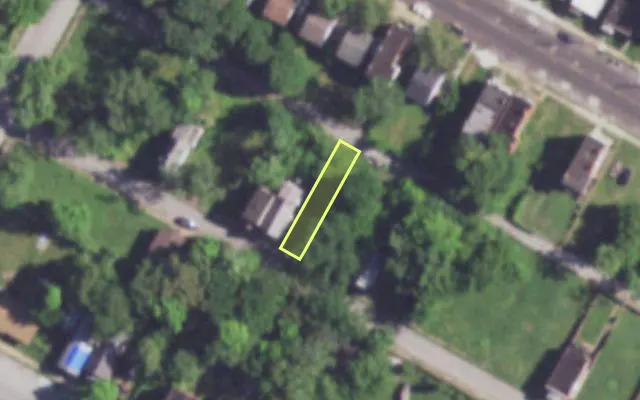 Aerial view of 3929 SHERMAN PL — vacant lot, St. Louis with approximate parcel outline