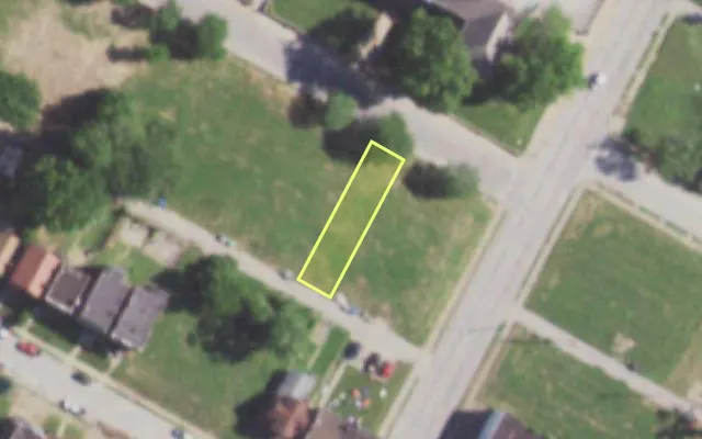 Aerial view of 5808 KENNERLY AV — vacant lot, St. Louis with approximate parcel outline