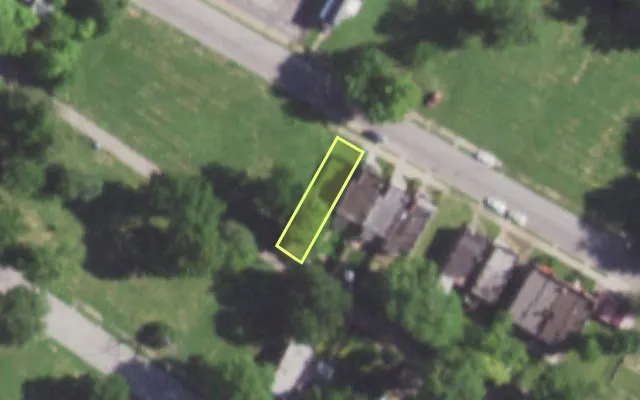 Aerial view of 5718 COTE BRILLIANTE AV — vacant lot, St. Louis with approximate parcel outline