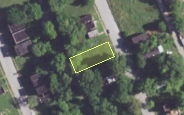 Aerial view of 4411 N 19TH ST — vacant lot, St. Louis with approximate parcel outline