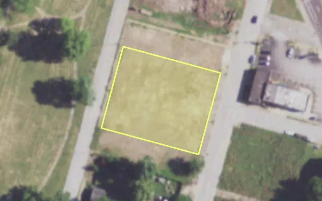Aerial view of 2930 N 21ST ST — vacant lot, St. Louis with approximate parcel outline
