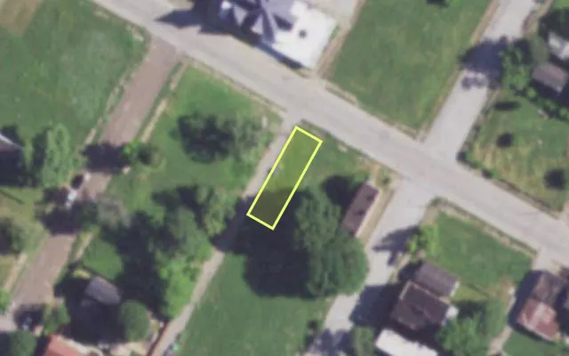 Aerial view of 3734 CARTER AV — vacant lot, St. Louis with approximate parcel outline