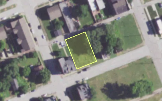 Aerial view of 1417 MONROE ST — vacant lot, St. Louis with approximate parcel outline