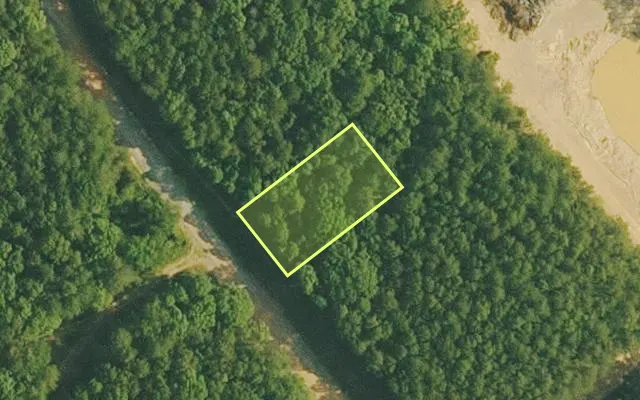 Aerial view of VAN BUREN County parcel 4400-22370-0000 — Arkansas post-auction with approximate parcel outline