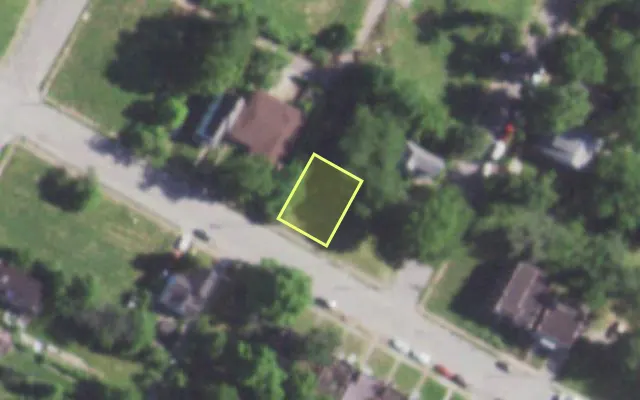 Aerial view of 5365 WABADA AV — vacant lot, St. Louis with approximate parcel outline