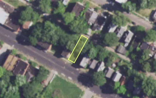 Aerial view of 4359 LEE AV — vacant lot, St. Louis with approximate parcel outline