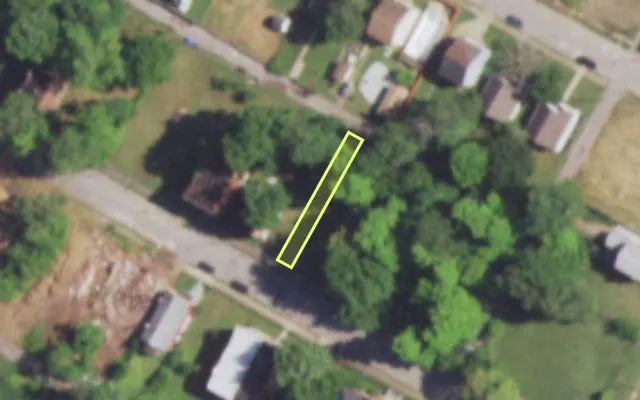 Aerial view of 4533 NORTH MARKET ST — vacant lot, St. Louis with approximate parcel outline