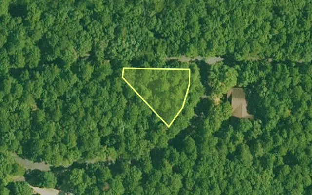 Aerial view of GARLAND County parcel 67252 — Arkansas post-auction with approximate parcel outline