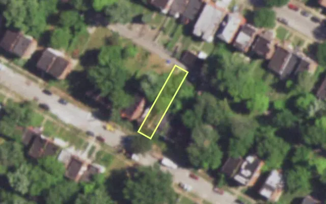 Aerial view of 4763 NORTHLAND AV — vacant lot, St. Louis with approximate parcel outline