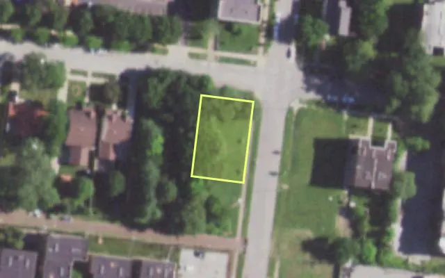 Aerial view of 5600 CLEMENS AV — vacant lot, St. Louis with approximate parcel outline