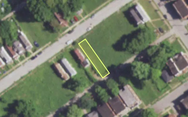 Aerial view of 5072 GERALDINE AV — vacant lot, St. Louis with approximate parcel outline