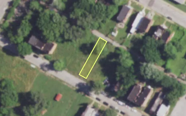 Aerial view of 4255 W NORTH MARKET ST — vacant lot, St. Louis with approximate parcel outline