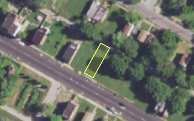 Aerial view of 4201 LEE AV — vacant lot, St. Louis with approximate parcel outline