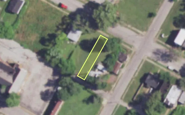 Aerial view of 4208 W MAFFITT AV — vacant lot, St. Louis with approximate parcel outline