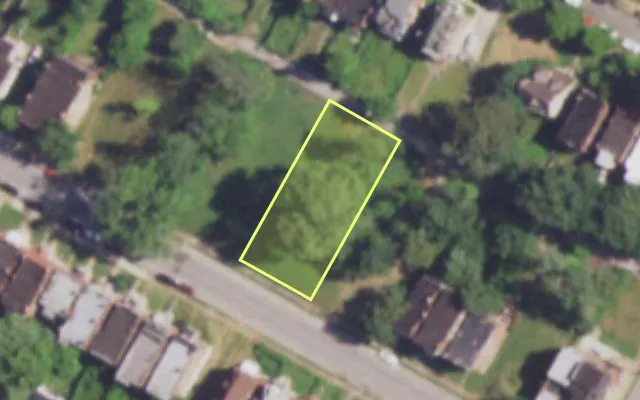 Aerial view of 4731 ST LOUIS AV — vacant lot, St. Louis with approximate parcel outline