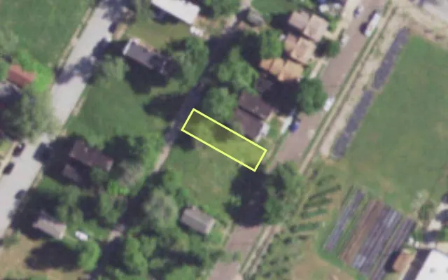 Aerial view of 4235 OBEAR AV — vacant lot, St. Louis with approximate parcel outline