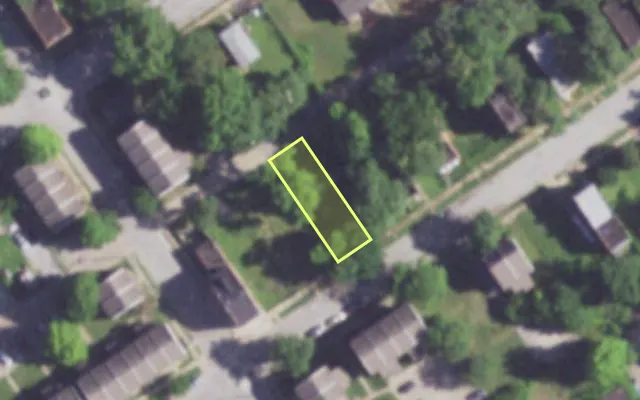 Aerial view of 1917 OBEAR AV — vacant lot, St. Louis with approximate parcel outline