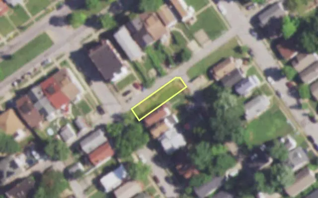 Aerial view of 4971 LEAHY AV — vacant lot, St. Louis with approximate parcel outline