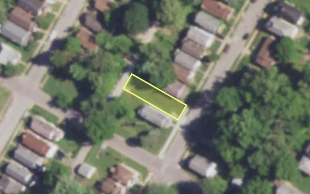 Aerial view of 5709 ERA AV — vacant lot, St. Louis with approximate parcel outline