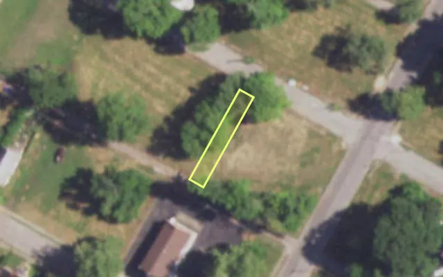 Aerial view of 4412 COTE BRILLIANTE AV — vacant lot, St. Louis with approximate parcel outline