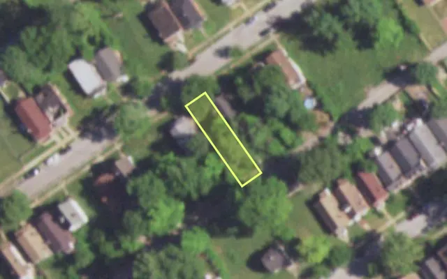 Aerial view of 5346 ARLINGTON AV — vacant lot, St. Louis with approximate parcel outline