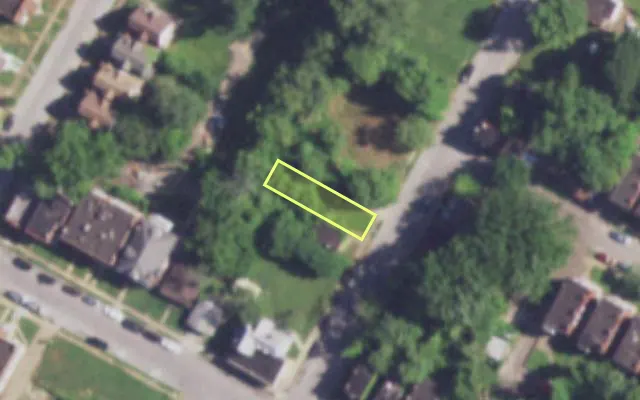 Aerial view of 4017 CAMELLIA AV — vacant lot, St. Louis with approximate parcel outline