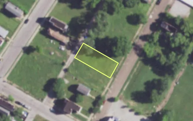 Aerial view of 4319 GANO AV — vacant lot, St. Louis with approximate parcel outline