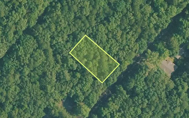 Aerial view of VAN BUREN County parcel 4400-07064-0000 — Arkansas post-auction with approximate parcel outline