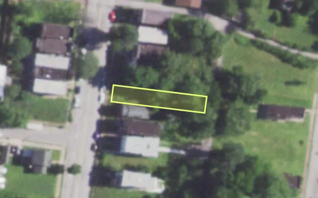 Aerial view of 1242 N EUCLID AV — vacant lot, St. Louis with approximate parcel outline